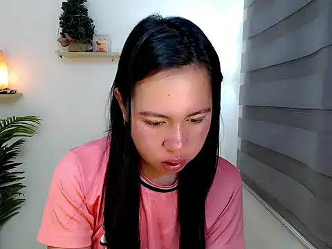 Snapshot of kimbratx chatting on October 28, 10:12 pm kimbratx online show from October 28, 10:12 pm