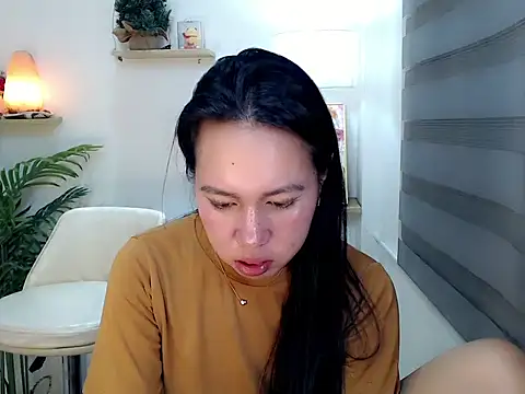 Snapshot of kimbratx chatting on December 16, 2:05 am kimbratx online show from December 16, 2:05 am