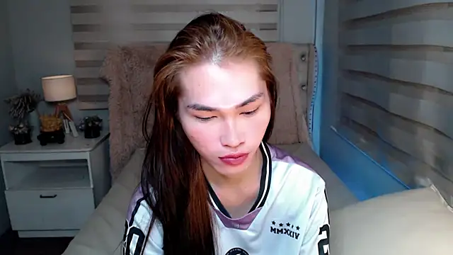 Snapshot of lovelychanel69xx chatting on October 17, 10:56 pm lovelychanel69xx online show from October 17, 10:56 pm