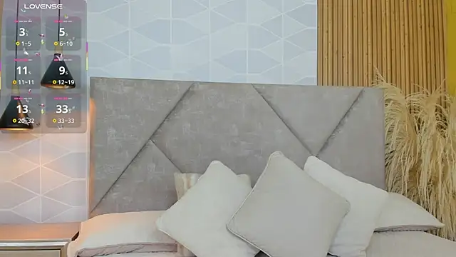 Snapshot of Jade_Whisper chatting on September 16, 1:28 am Jade Whisper online show from September 16, 1:28 am