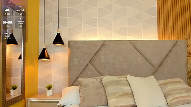 Snapshot of Jade_Whisper chatting on November 8, 1:28 am Jade Whisper online show from November 8, 1:28 am