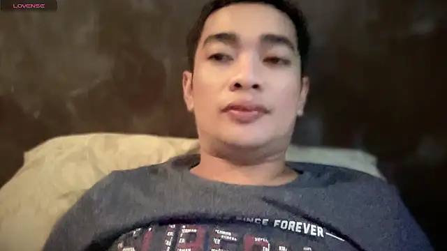 Snapshot of popmycherryxxx chatting on December 18, 5:02 am popmycherryxxx online show from December 18, 5:02 am