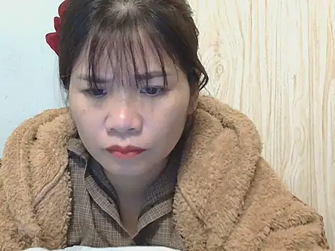 Snapshot of Ori299 chatting on November 21, 6:23 am Ori299 online show from November 21, 6:23 am