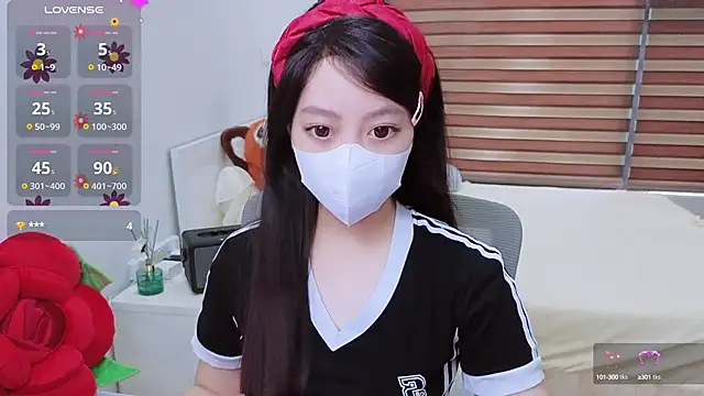 Snapshot of -MinaYoung- chatting on October 6, 3:04 am -MinaYoung- online show from October 6, 3:04 am