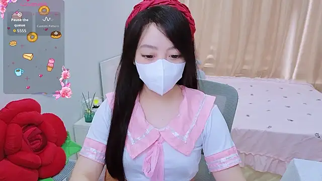 Snapshot of -MinaYoung- chatting on October 14, 8:04 am -MinaYoung- online show from October 14, 8:04 am