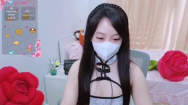 Snapshot of -MinaYoung- chatting on October 19, 3:18 am -MinaYoung- online show from October 19, 3:18 am