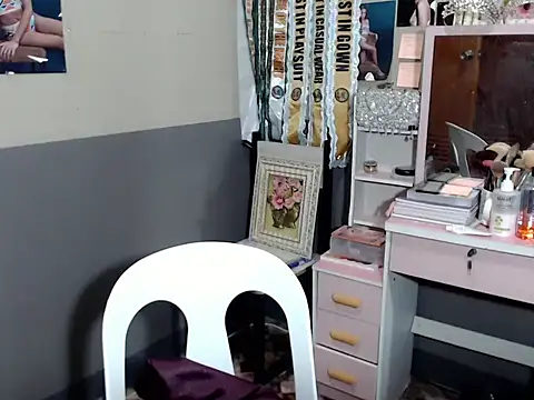 miya khali online show from October 24, 6:59 pm