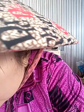 Snapshot of Cindy237st chatting on November 4, 6:23 am Cindy237st online show from November 4, 6:23 am