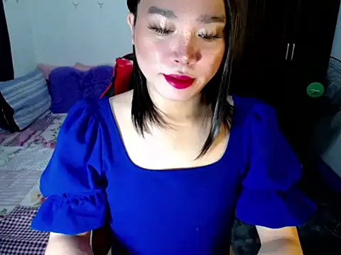 Urassiansweetcummer online show from September 22, 2:13 am