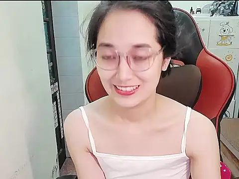 Shulee21 online show from September 19, 1:29 am