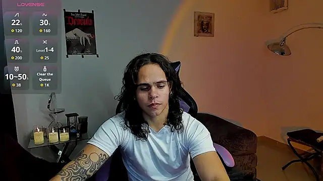 Snapshot of Maximiliano_scoott__ chatting on November 20, 5:40 am Maximiliano scoott online show from November 20, 5:40 am