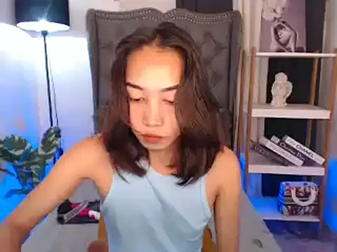 Snapshot of Sweet_kittyxx chatting on November 9, 1:48 am Sweet kittyxx online show from November 9, 1:48 am