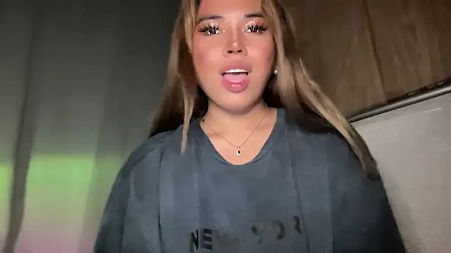 Snapshot of goddessofalltime chatting on November 23, 5:13 pm goddessofalltime online show from November 23, 5:13 pm