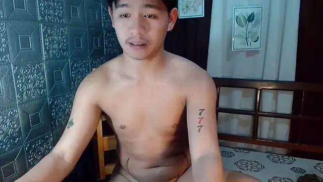 Snapshot of Albertx_Destroyer69 chatting on September 11, 6:19 pm Albertx Destroyer69 online show from September 11, 6:19 pm