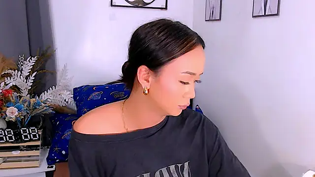 Zialustts online show from February 2, 4:17 pm