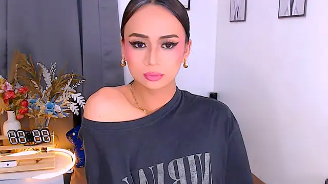 Zialustts online show from February 28, 3:51 am