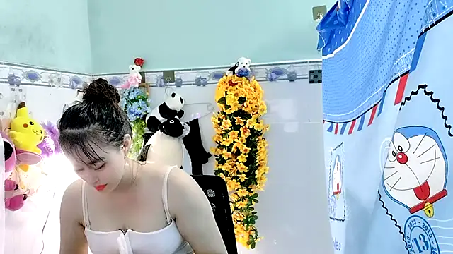 emgaixinhngoan online show from September 9, 2:27 pm