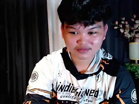 Reynelcock online show from October 15, 3:45 pm