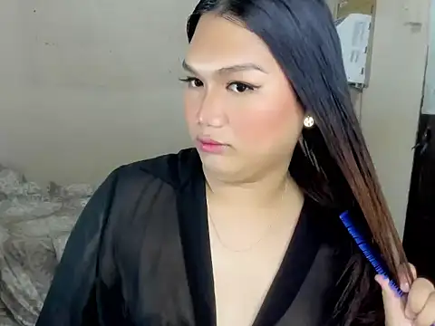 Snapshot of Lou_heart chatting on September 8, 5:23 pm Lou heart online show from September 8, 5:23 pm