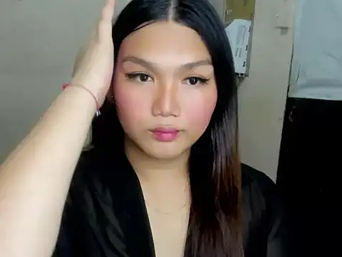 Snapshot of Lou_heart chatting on October 2, 5:20 pm Lou heart online show from October 2, 5:20 pm