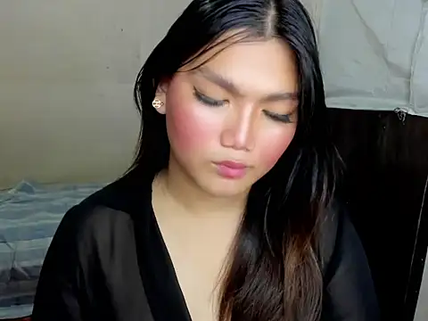 Snapshot of Lou_heart chatting on October 15, 8:14 am Lou heart online show from October 15, 8:14 am