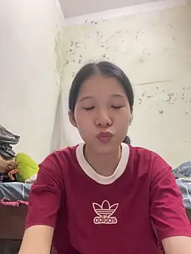 Snapshot of meomeo2k6 chatting on October 12, 2:16 pm meomeo2k6 online show from October 12, 2:16 pm