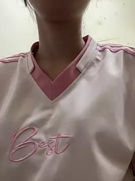 Snapshot of meomeo2k6 chatting on October 19, 6:36 am meomeo2k6 online show from October 19, 6:36 am