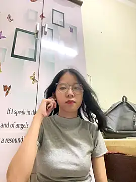 Snapshot of meomeo2k6 chatting on October 20, 7:53 am meomeo2k6 online show from October 20, 7:53 am