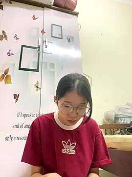 Snapshot of meomeo2k6 chatting on October 23, 5:40 am meomeo2k6 online show from October 23, 5:40 am