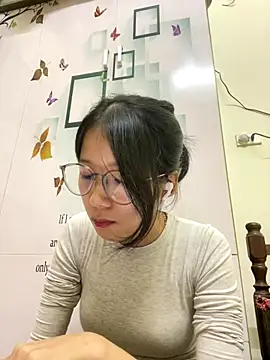 Snapshot of meomeo2k6 chatting on November 6, 1:56 pm meomeo2k6 online show from November 6, 1:56 pm