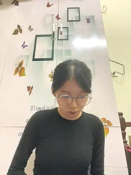 Snapshot of meomeo2k6 chatting on November 14, 6:23 am meomeo2k6 online show from November 14, 6:23 am