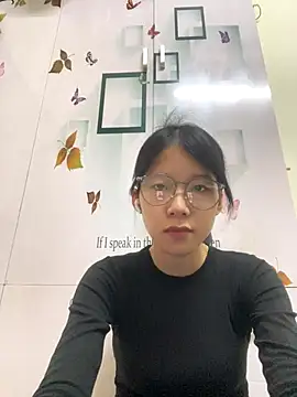 Snapshot of meomeo2k6 chatting on November 19, 2:06 pm meomeo2k6 online show from November 19, 2:06 pm