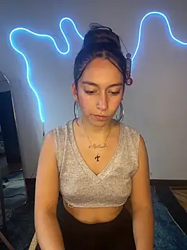 Alaska euphoria online show from November 19, 8:31 pm