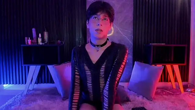 Snapshot of luixdust_ chatting on September 16, 4:46 am luixdust online show from September 16, 4:46 am