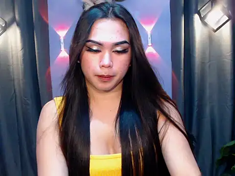 urlovelysandra online show from October 27, 1:48 pm