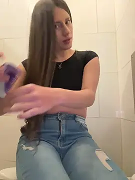 Isabella21  online show from March 13, 1:12 am