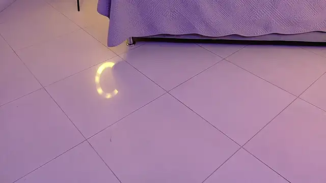 BeccaReedd online show from October 16, 1:50 am