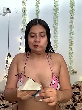 Velma star online show from January 5, 7:50 pm