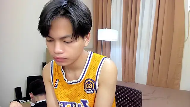 hotfreshdior online show from October 5, 5:55 pm