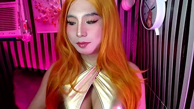 UrhotlucyTS online show from January 19, 7:01 am