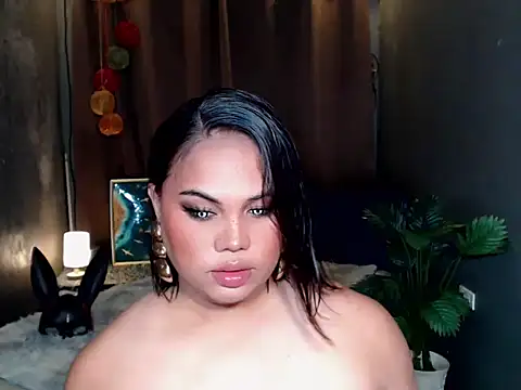 KitSmithCumerr online show from November 10, 5:34 pm