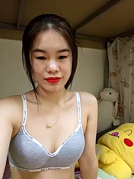 Snapshot of Baby-ladytits2025 chatting on November 20, 4:07 pm Baby-ladytits2025 online show from November 20, 4:07 pm