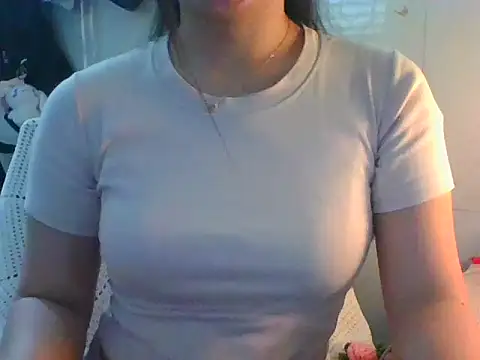 Linzly online show from March 28, 2:22 am