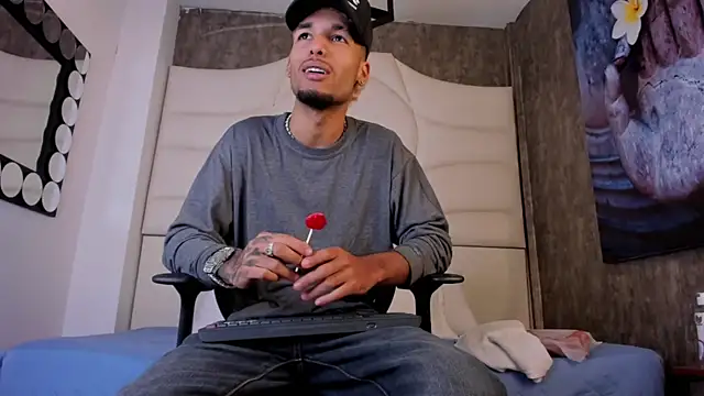 Thiagoferreti online show from September 11, 3:17 am