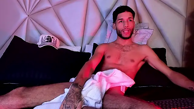 Thiagoferreti online show from April 9, 6:19 am