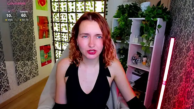 Snapshot of Elis_Cherry chatting on September 23, 1:52 am Elis Cherry online show from September 23, 1:52 am