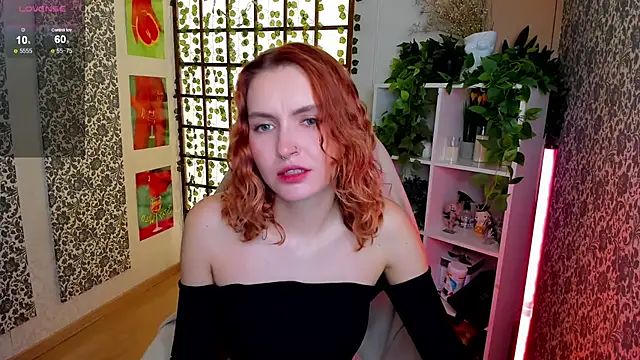 Snapshot of Elis_Cherry chatting on October 7, 1:47 am Elis Cherry online show from October 7, 1:47 am