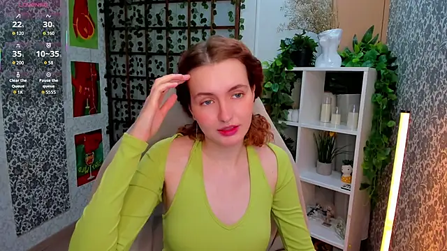 Snapshot of Elis_Cherry chatting on December 15, 2:05 am Elis Cherry online show from December 15, 2:05 am