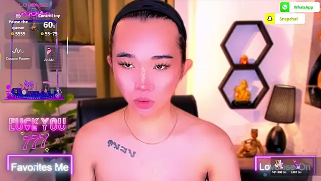 TriciaCumLoader online show from March 28, 5:23 pm