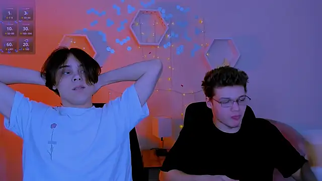 lucas long  online show from November 8, 9:53 am